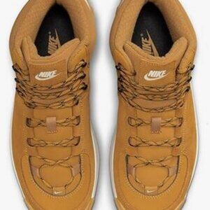 NIKE Women's City Classic Boot - *BRAND NEW* - Never worn